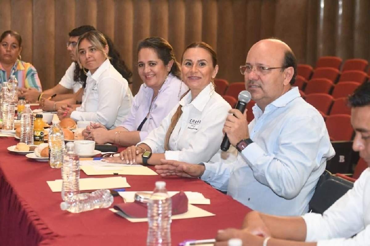 Imparten a municipios capacitación de programas sociales de la Coeval
