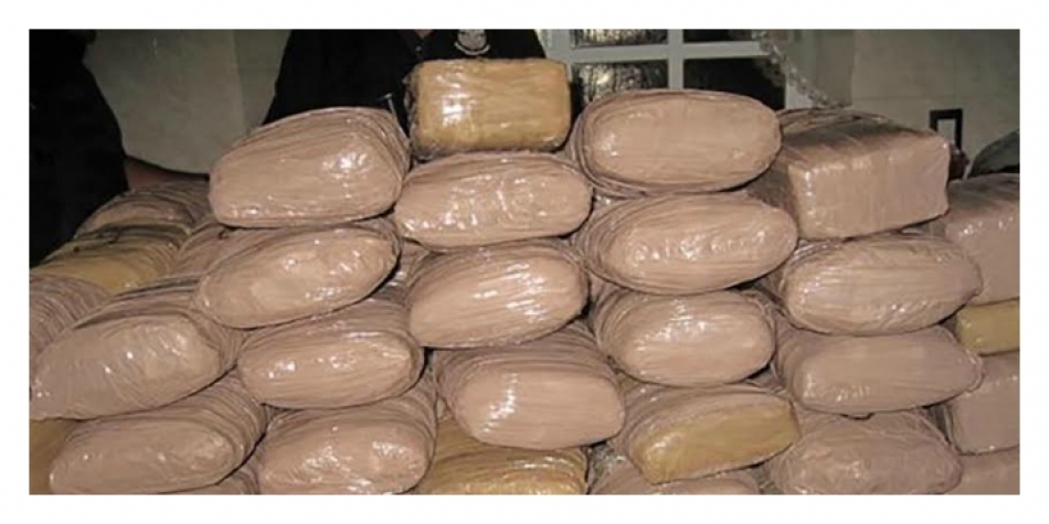 Decomisa FGE más de 150 kilos de marihuana, armas y vehículos en Huecahuaxco