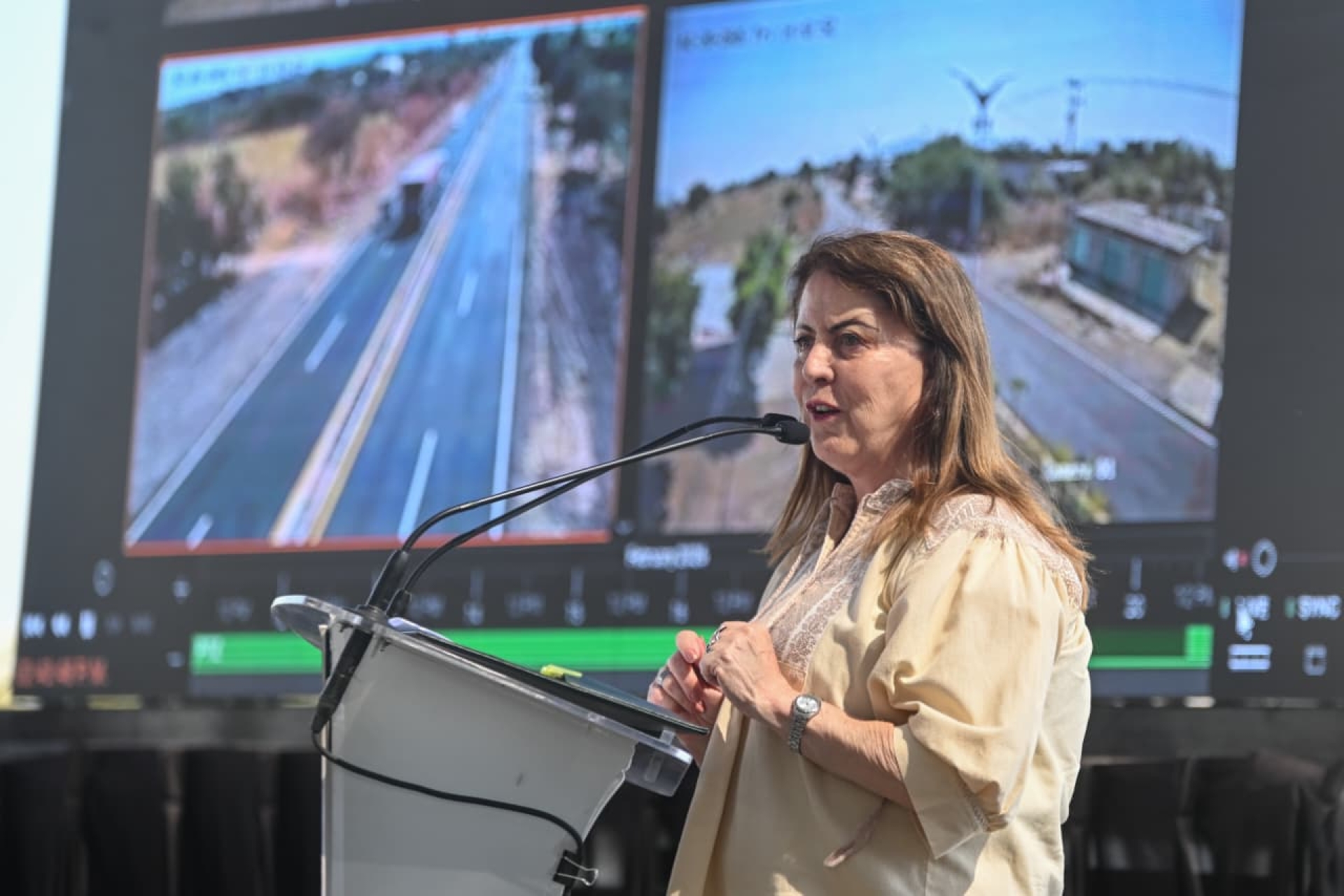 Fortalece gobierno de Margarita González Saravia estrategia estatal de seguridad con instalación de arco de videovigilancia en Tepalcingo