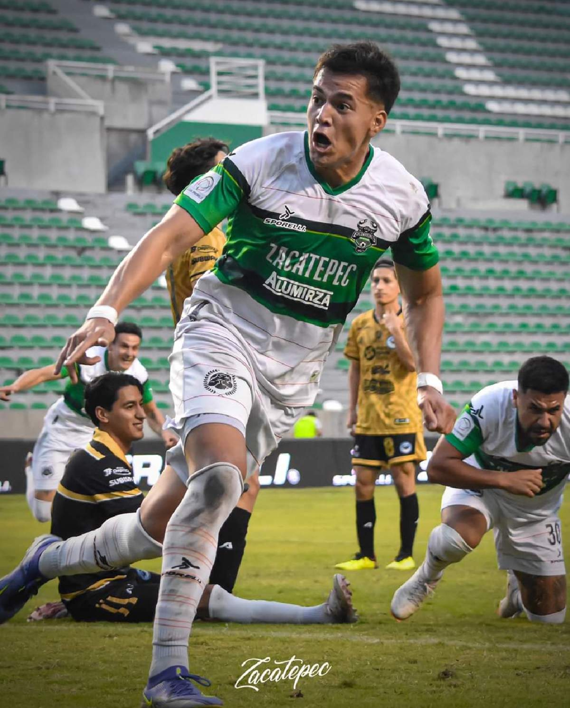 'Les regalamos un triunfo importante a la afición': Leonardo Herlein