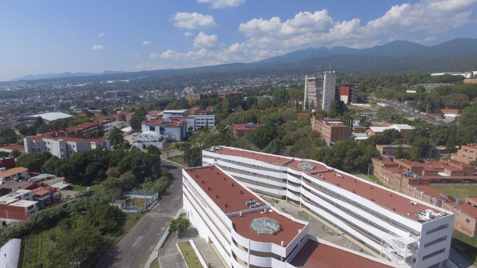 Se retomará el cubrebocas: rectora