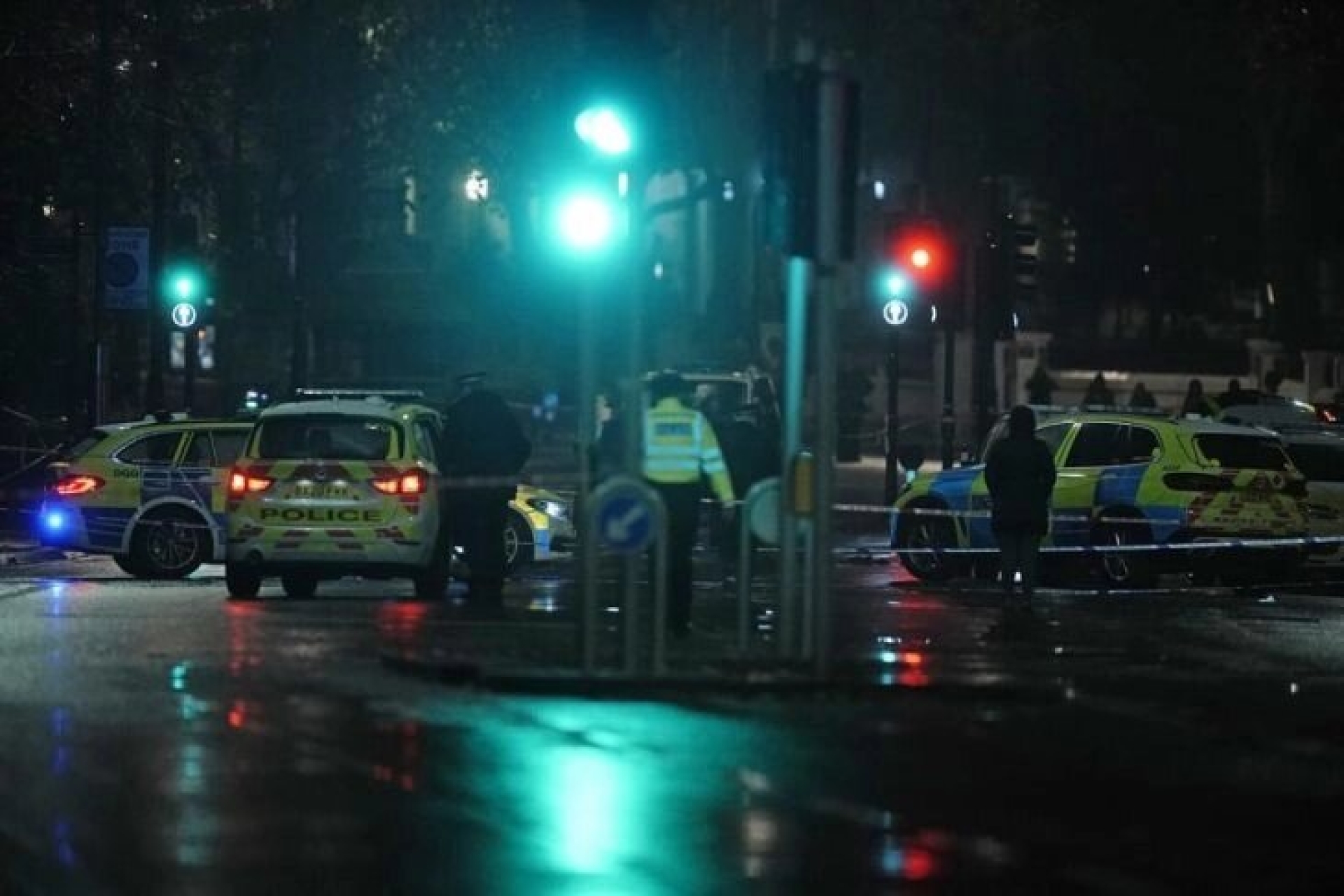 Tiroteo en Londres deja una mujer muerta y dos heridos