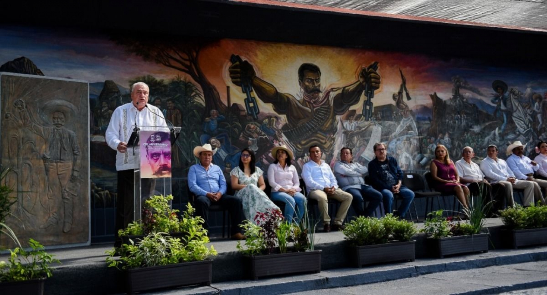 Celebran aniversario del natalicio de Emiliano Zapata con nuevos compromisos a favor del campo