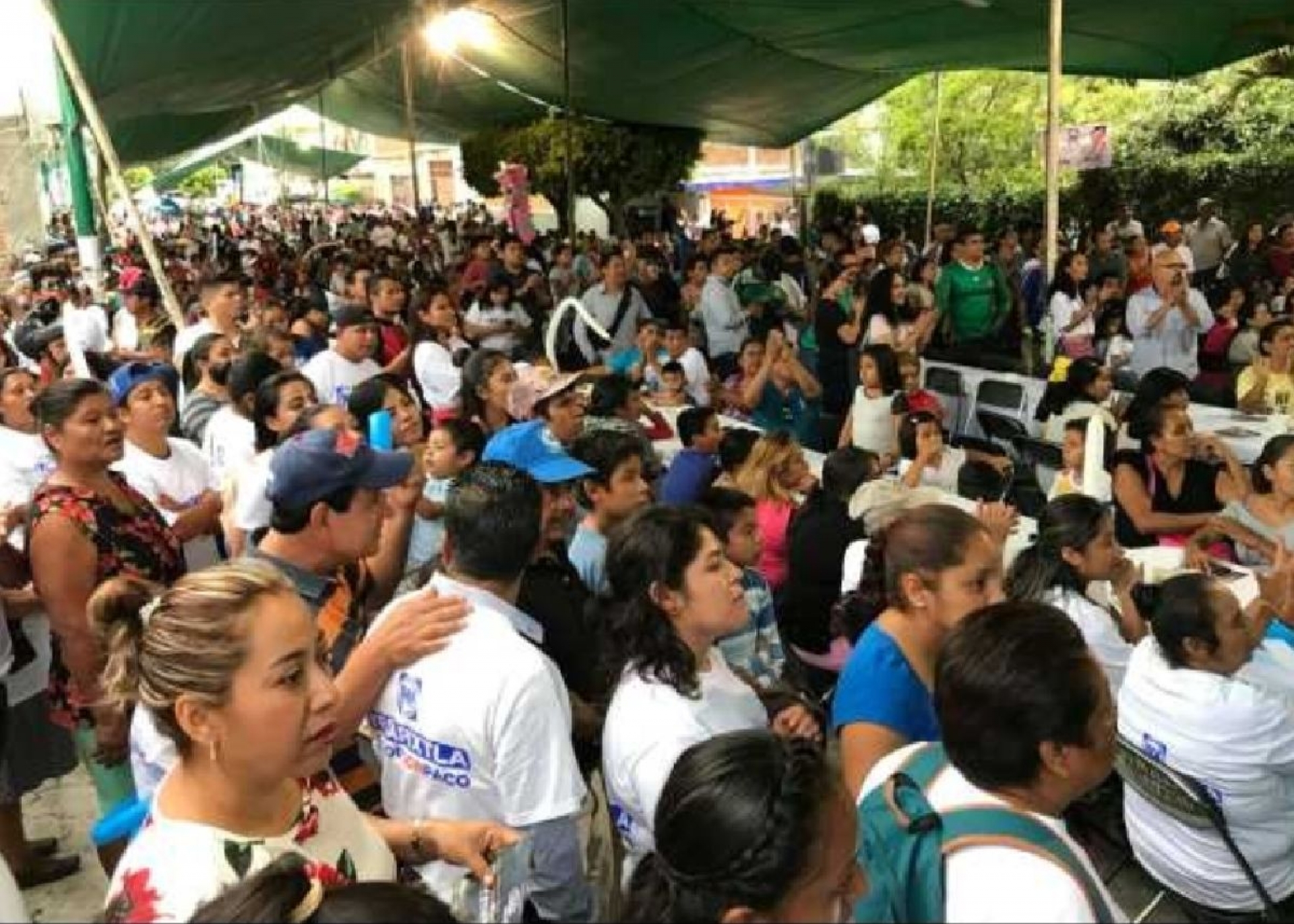 Impresionante cierre de campaña de Francisco Sánchez en la Juan Morales