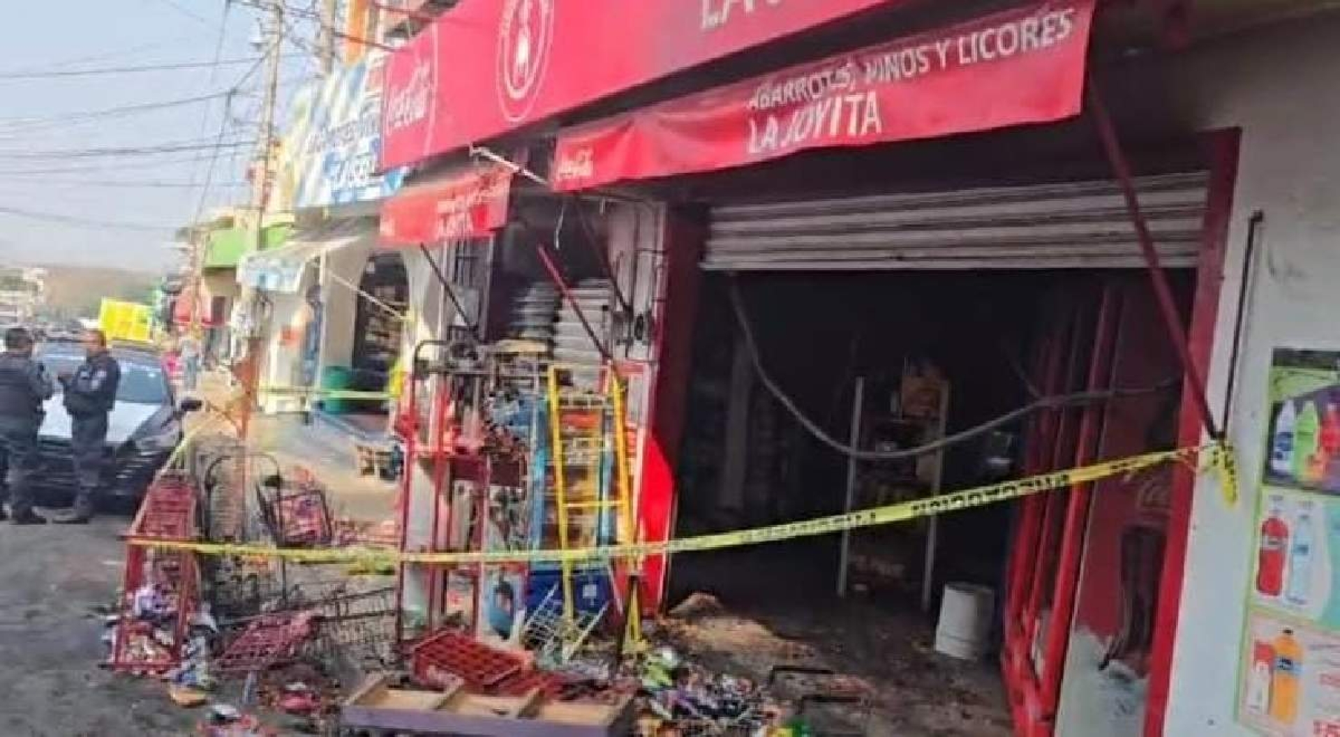Incendian un local en Oaxtepec