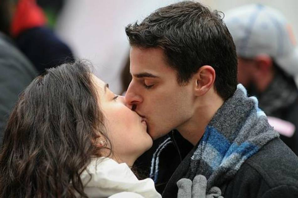 ¿Has padecido la enfermedad del beso?