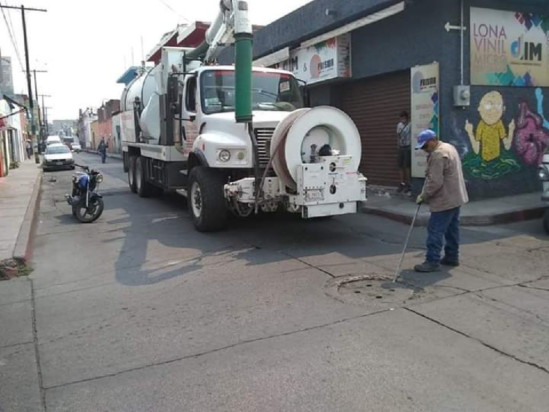 Aceleran trabajos de desazolve de drenajes y cauces en Cuautla