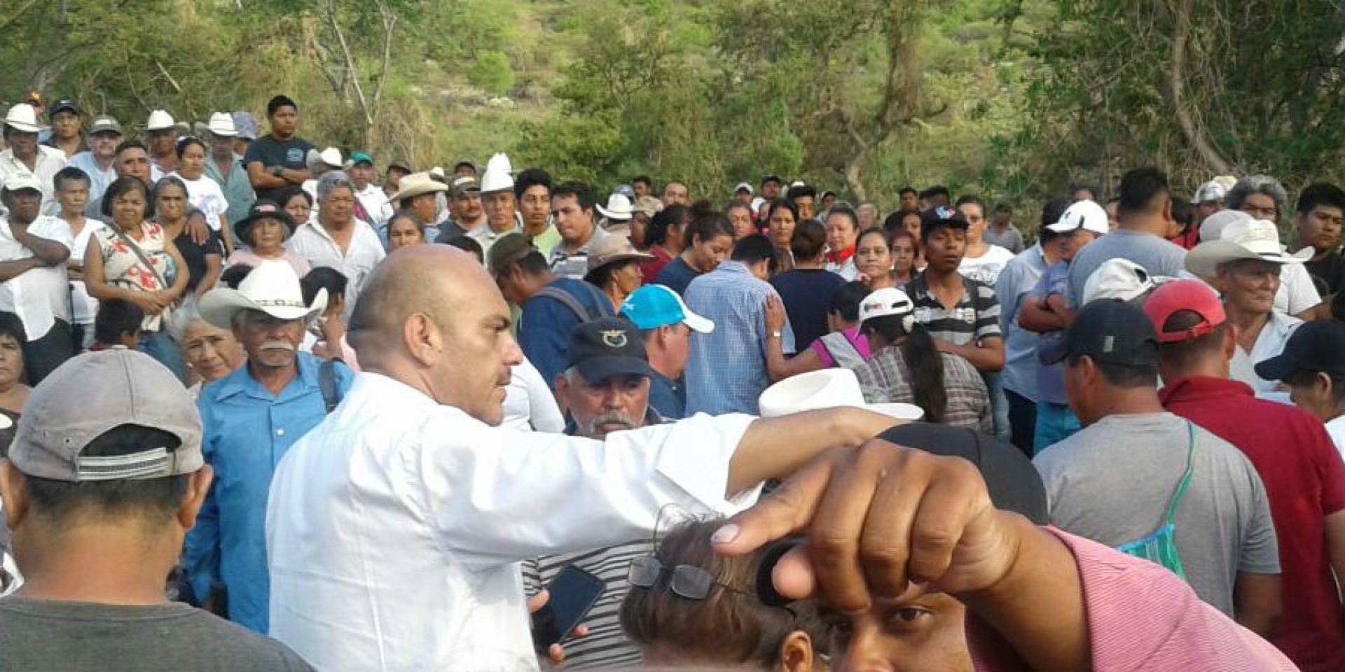 Informa FGE que policías fueran liberados en Xalostoc, sin generar 'mayores conflictos'