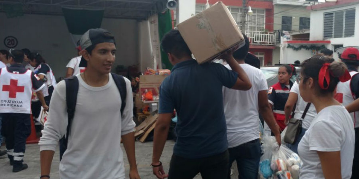 Numerosos centros de acopio de ayuda humanitaria se instalaron en Cuautla
