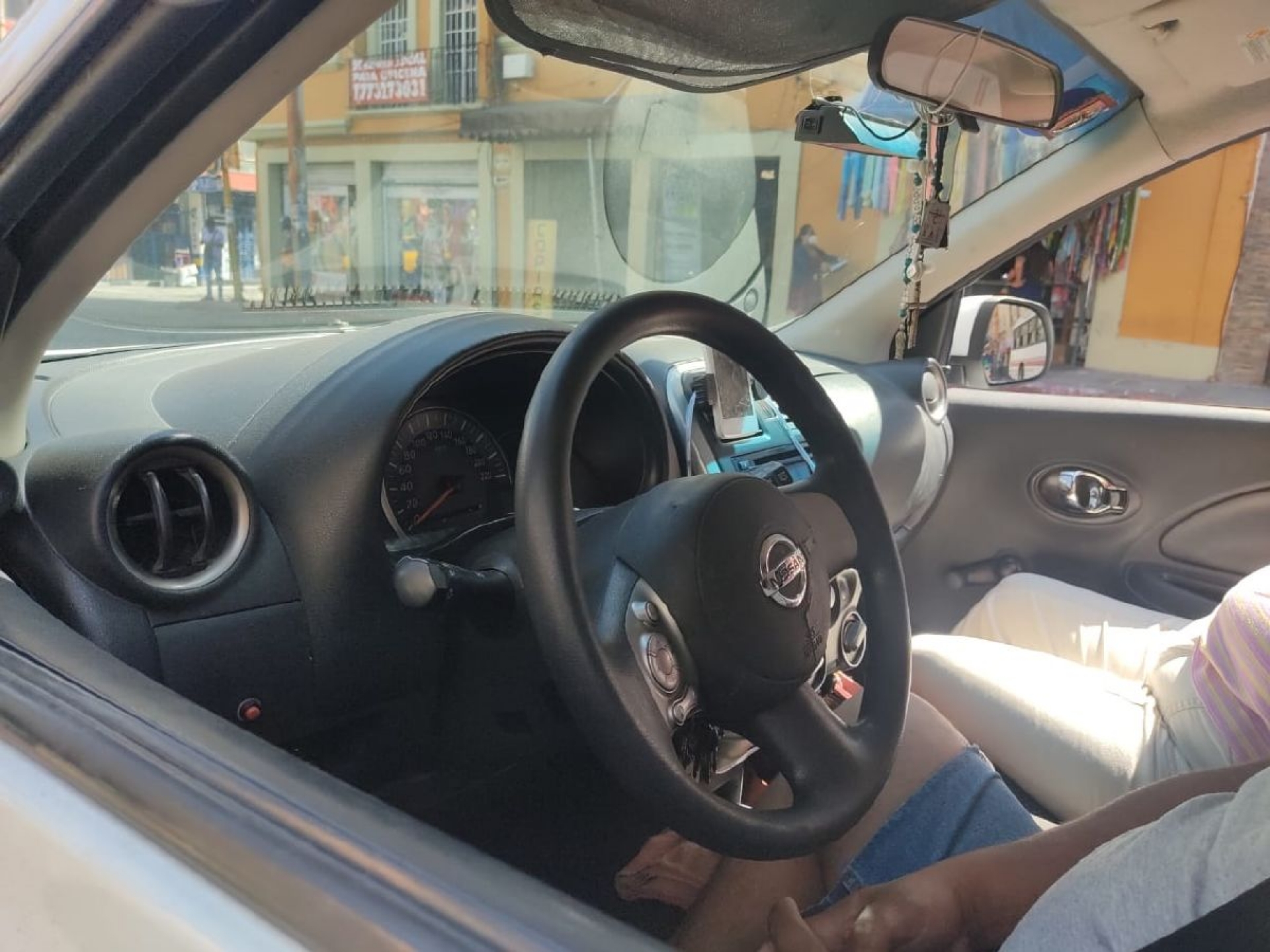 Taxistas, afectados por la inseguridad y la pandemia