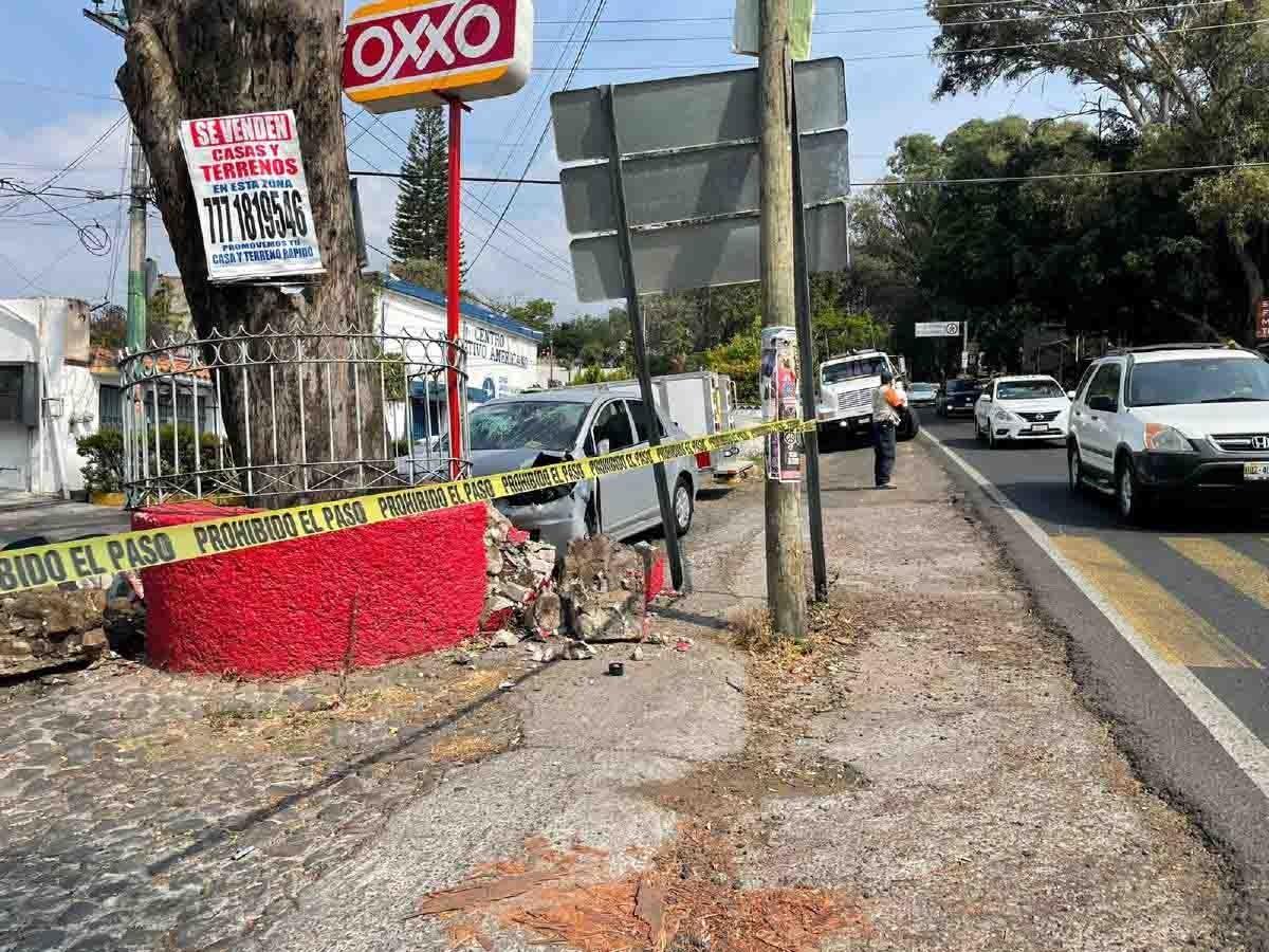 Choque deja un muerto y cuatro heridos