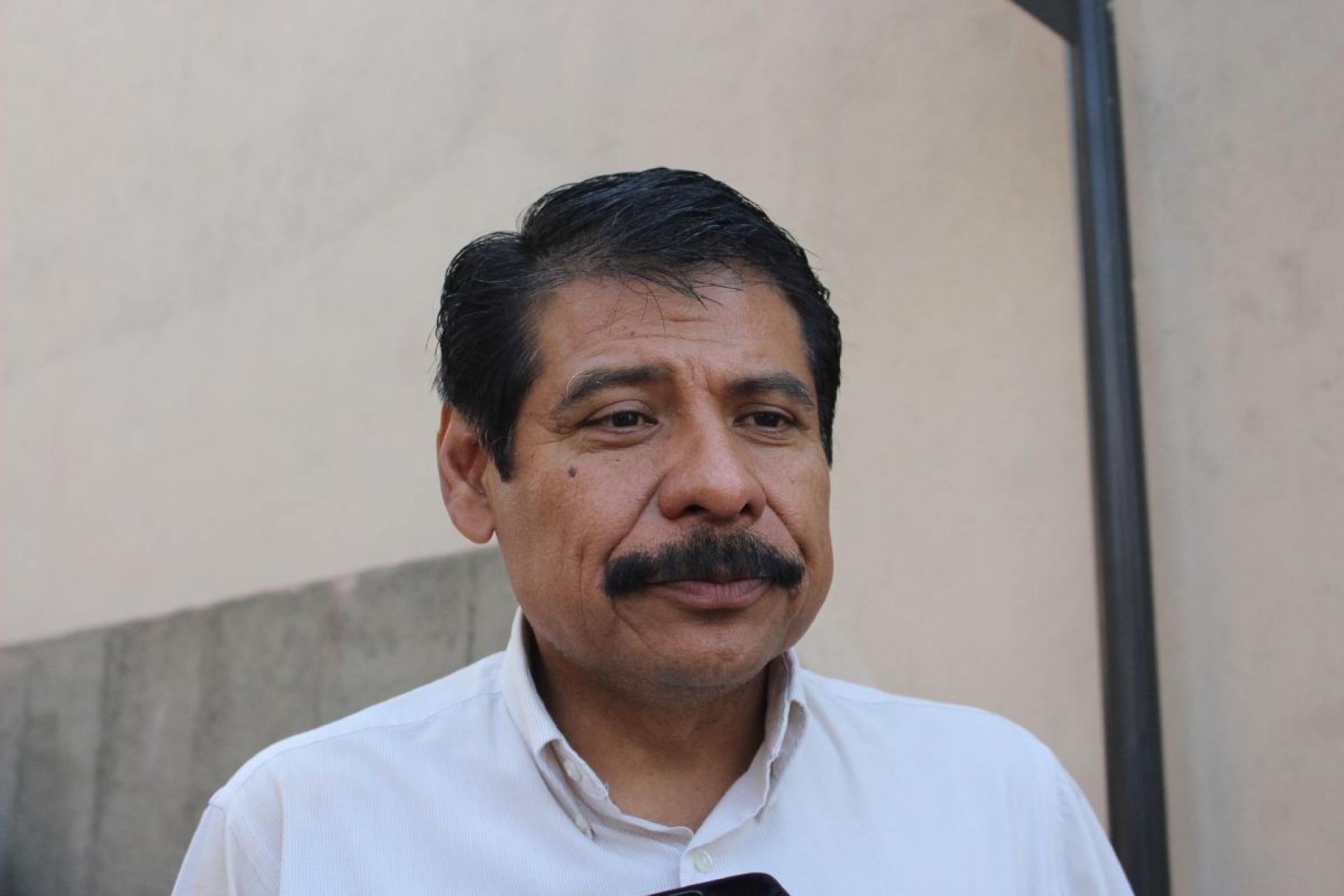 Entrega sindicato respiradores a personal sanitario