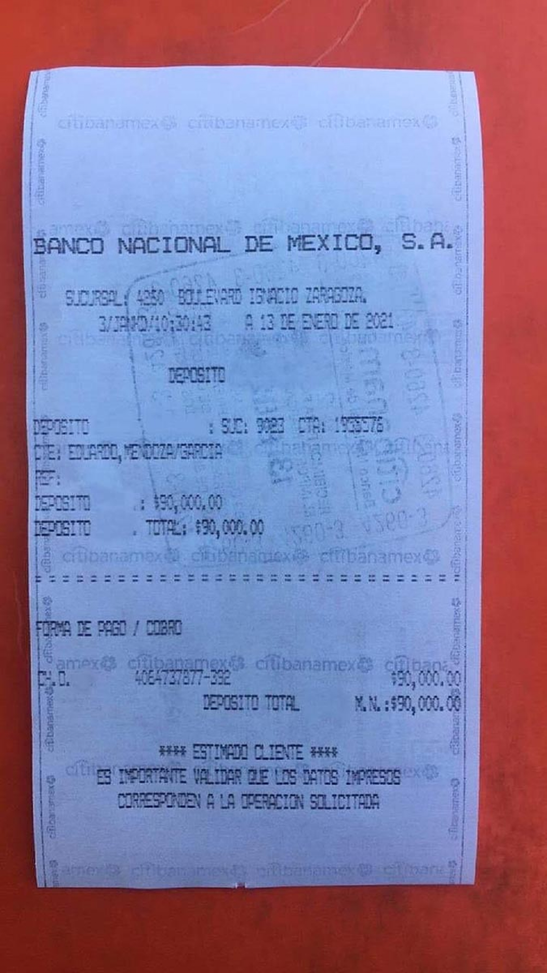 Buscaba vender su auto, pero lo defraudaron