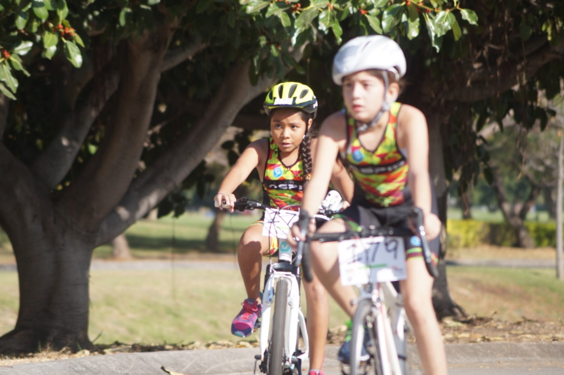 Roberto Pliego conquista el Triatlón Paraíso 2019