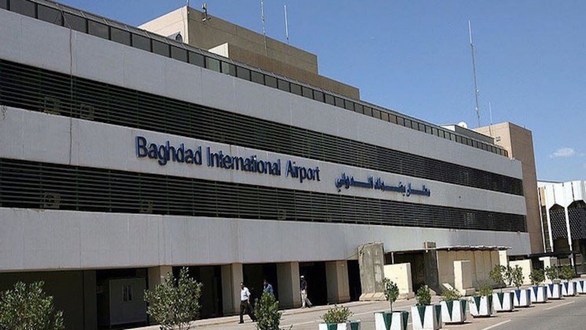 Lanzan tres misiles contra aeropuerto de Bagdad