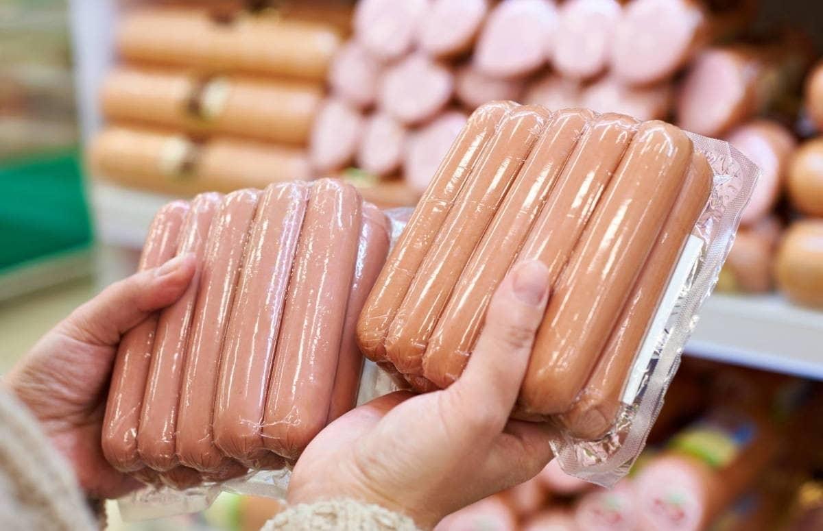 Profeco revela ¿De qué están hechas realmente la salchichas?