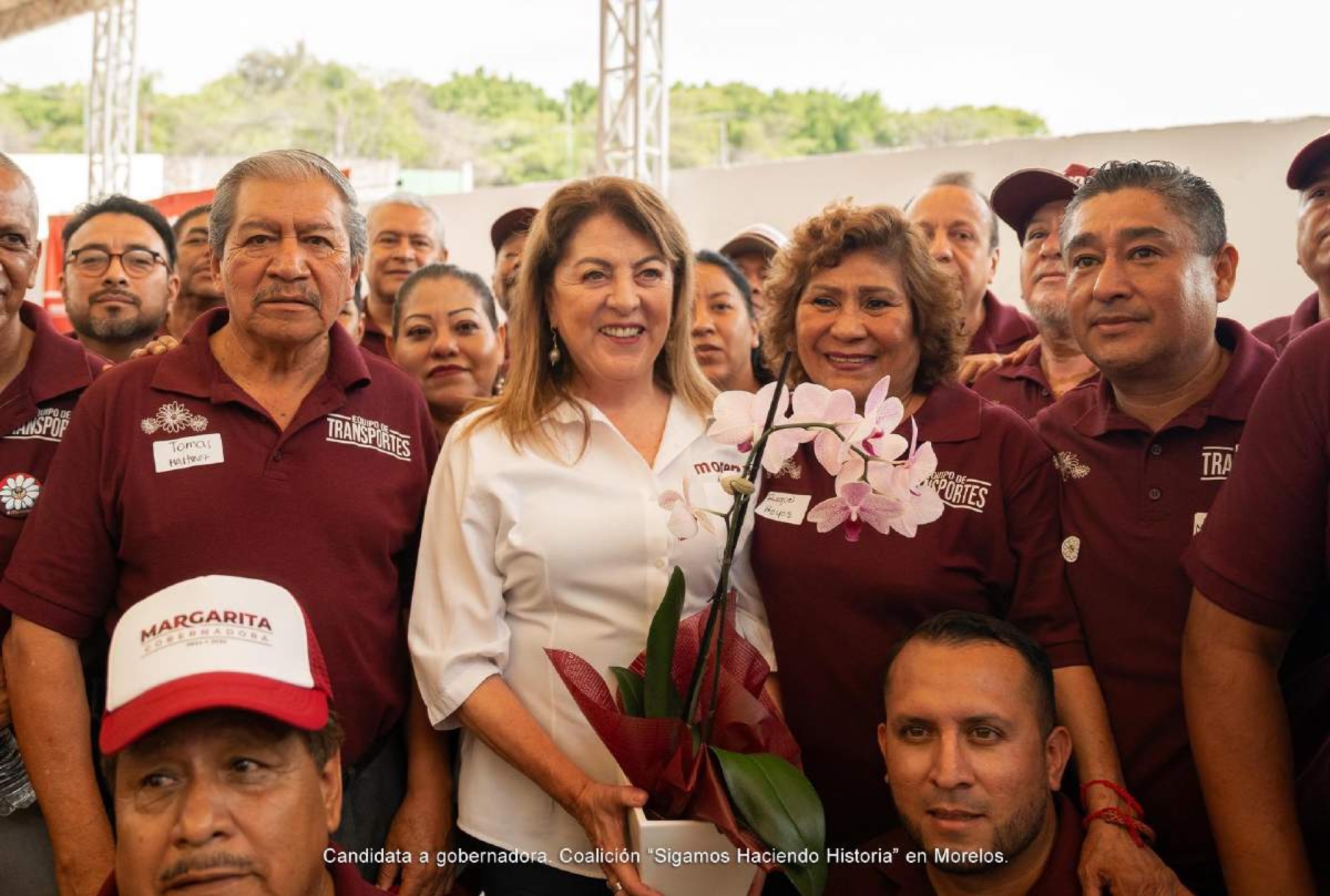 Margarita González Saravia ofrece respaldo a transportistas
