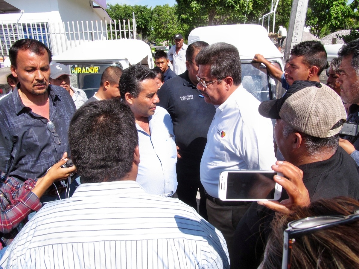 Demandan reducción de mototaxis en Tlaltizapán