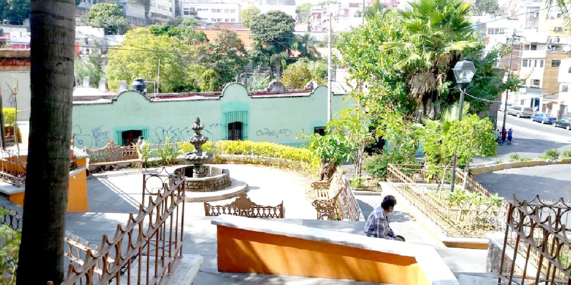 PARQUE EL FAROLITO