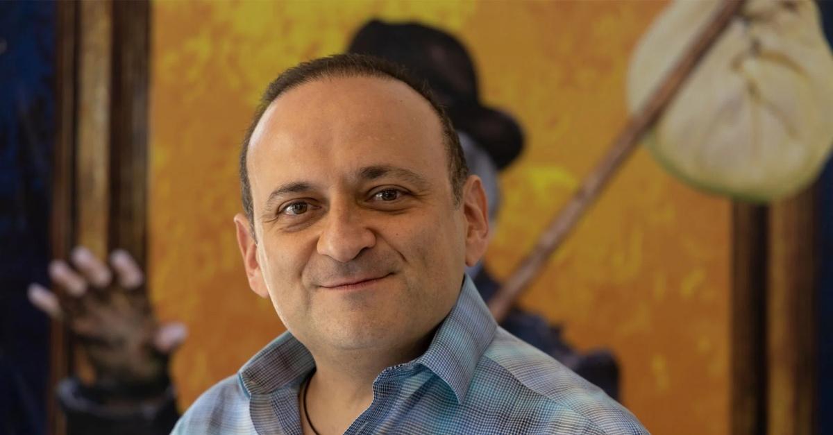 Lalo España comparte postura sobre temas sensibles en la comedia: ‘Hay que ser prudentes’