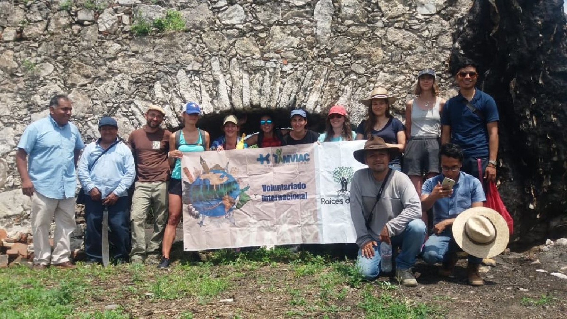 Jóvenes inician rescate de acueducto en Cuautla
