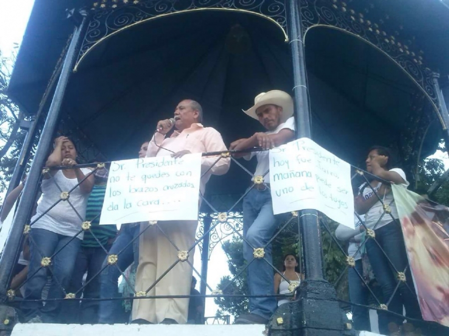 Llaman el alcalde de Yautepec a Fidel Demédecis a no desestabilizar municipios
