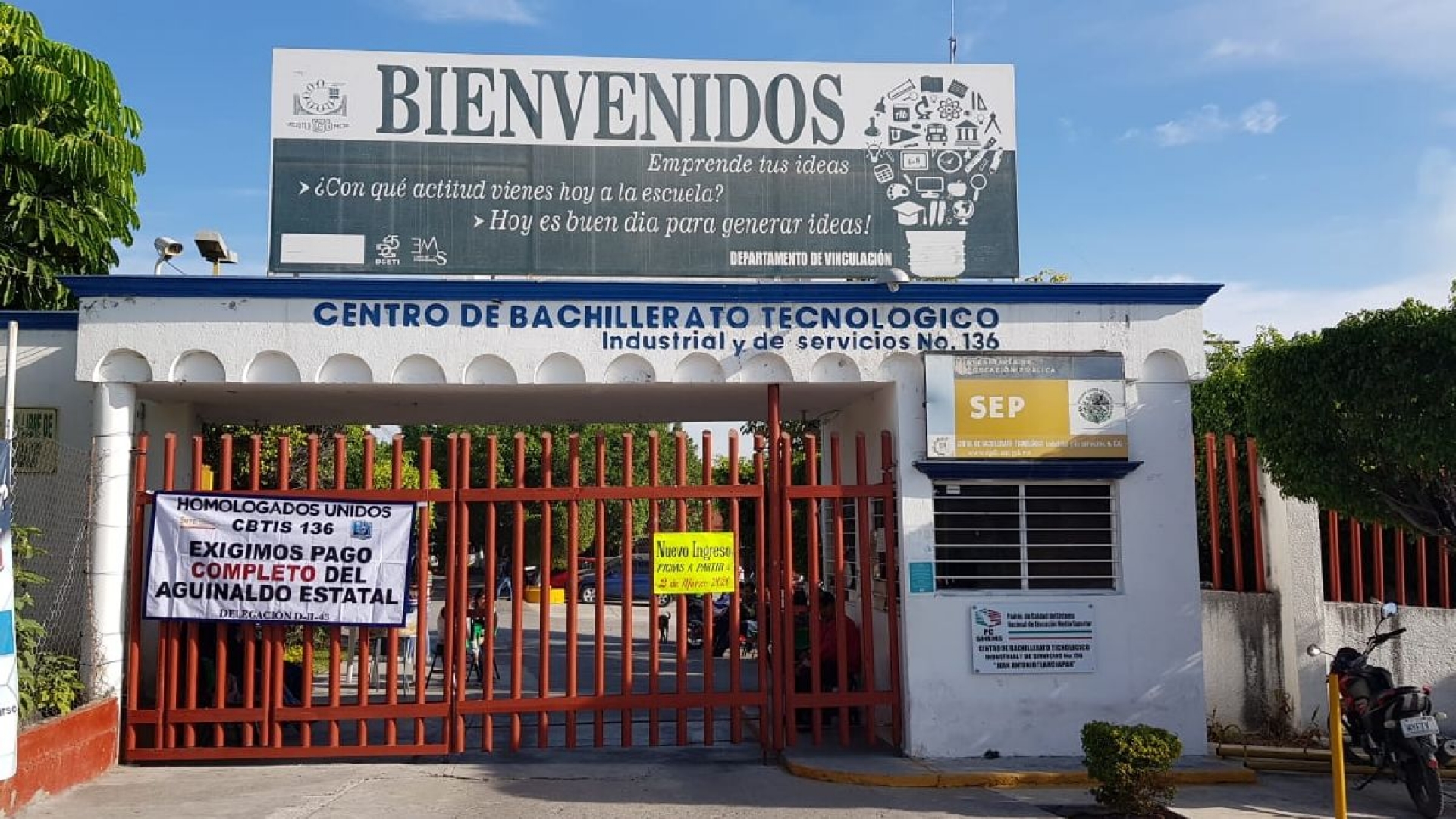 Se suman escuelas del surponiente al paro en demanda del reembolso del ISR