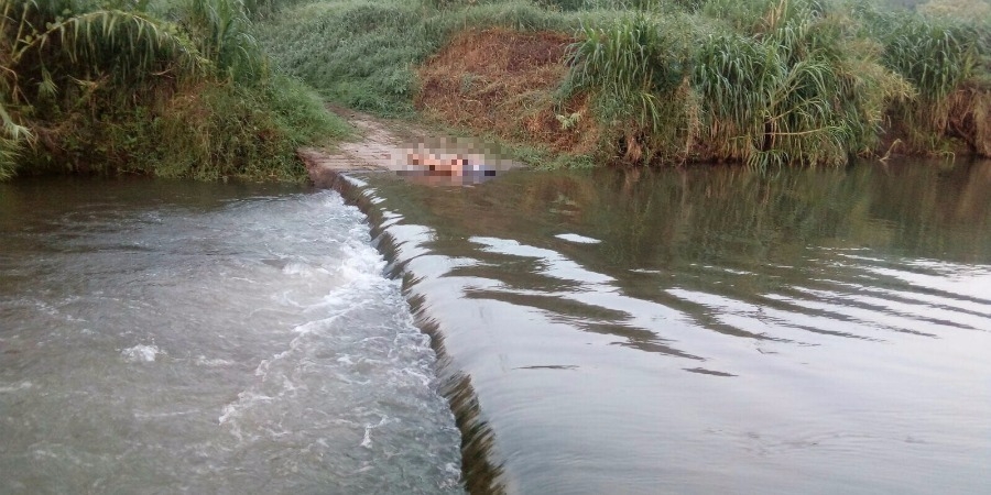 Hallan cadáver en una terracería, en Tetecala; estaba maniatado