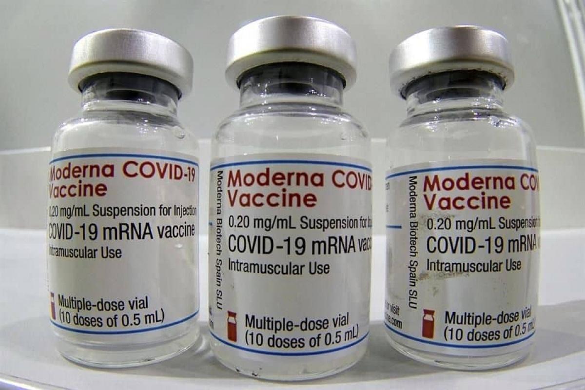 México aprueba uso de emergencia de la vacuna de Moderna