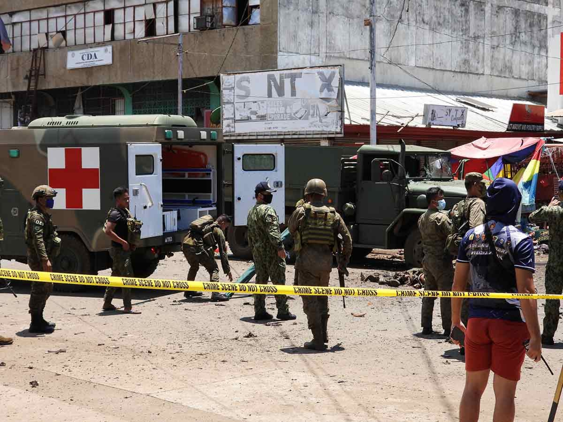 Doble atentado en Filipinas deja 14 muertos y 75 heridos