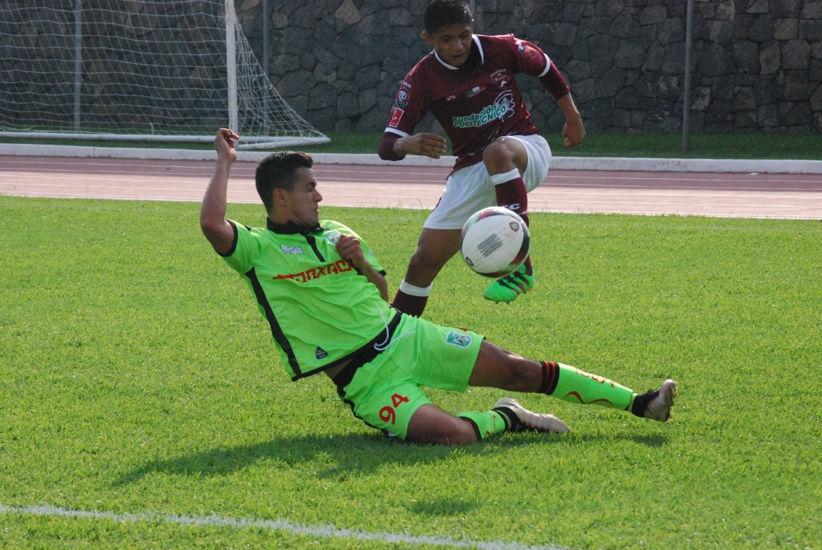 FC Politécnico, de mal en peor