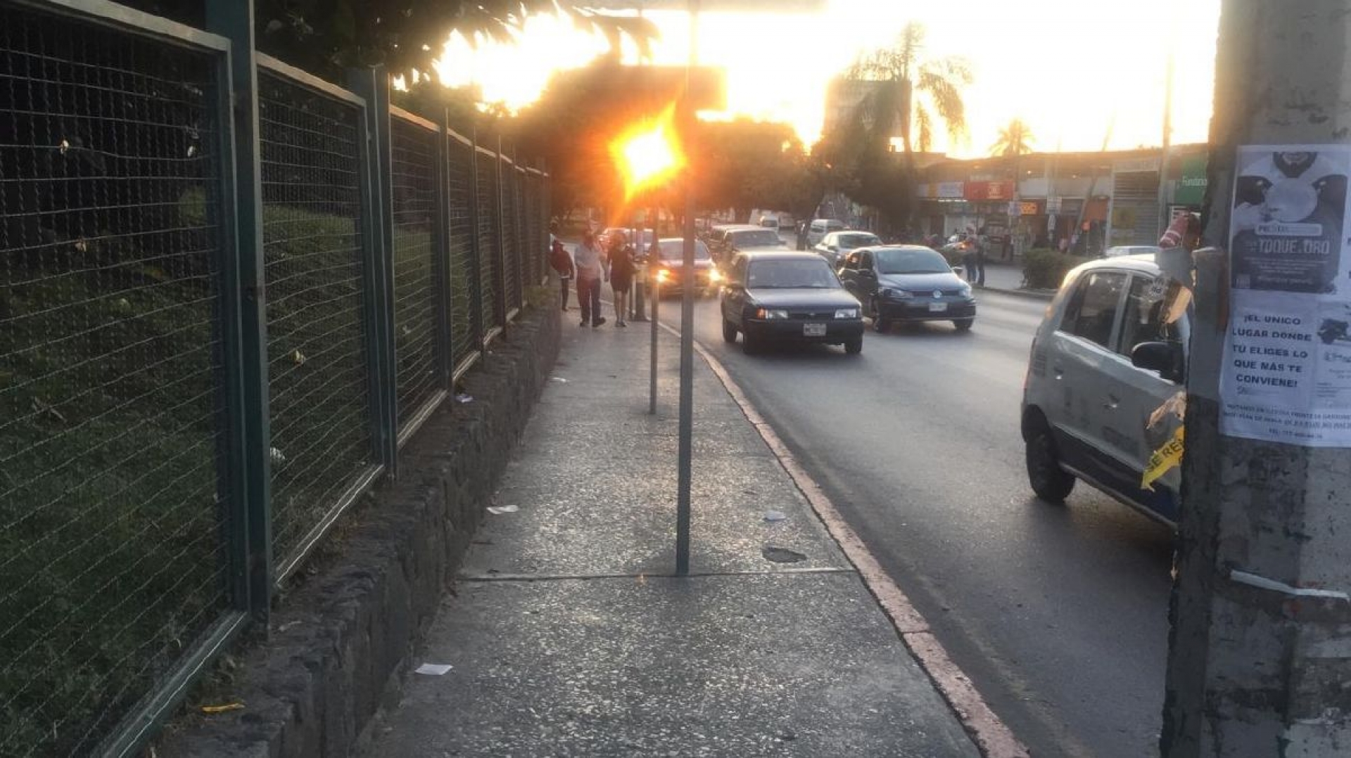 Garantiza ayuntamiento preservación de la acera frente al IMSS de Plan de Ayala