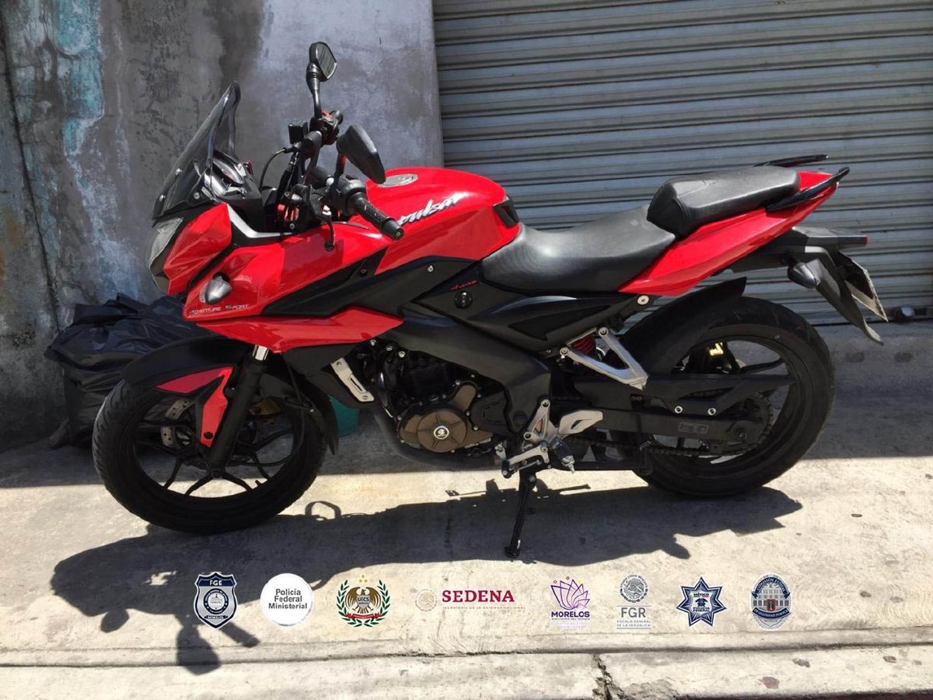 La moto que conducía tenía alterado el número de serie