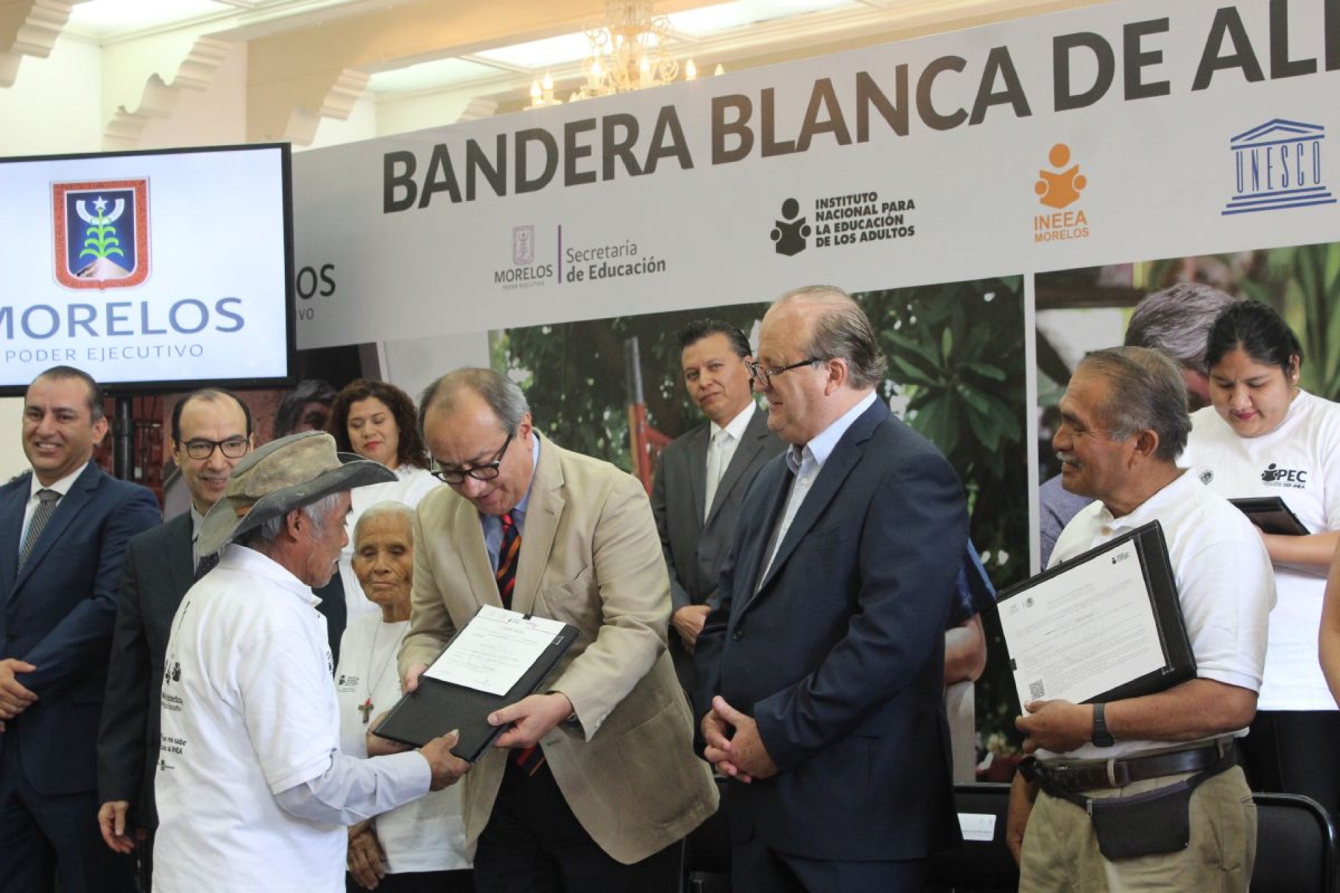 Reconoce SEP avances en alfabetización en Morelos