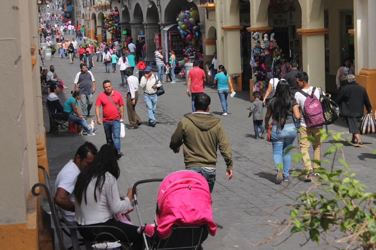 Llaman a comerciantes a regularizar pago de refrendo en Cuernavaca