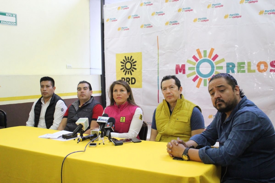 PAN y MC rechazaron someterse a una encuesta: Figueroa Peralta