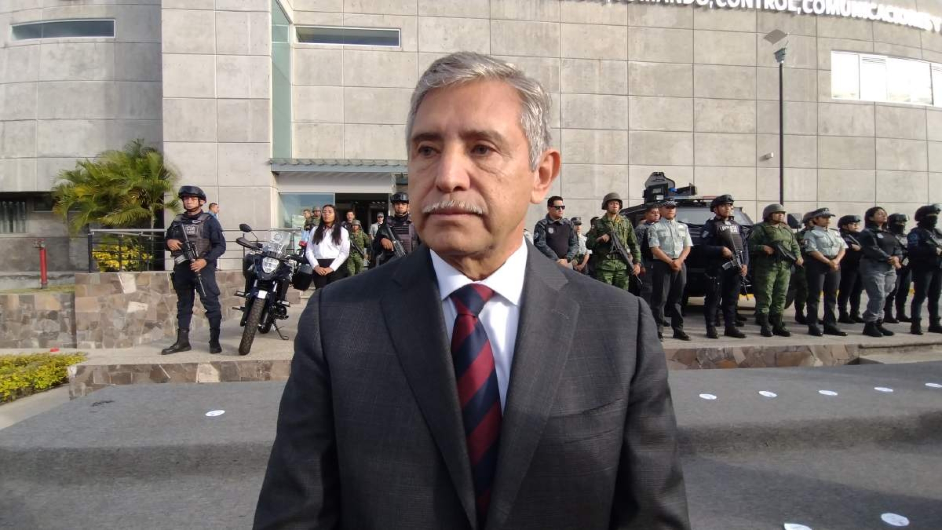 Llama alcalde a no politizar tema de seguridad