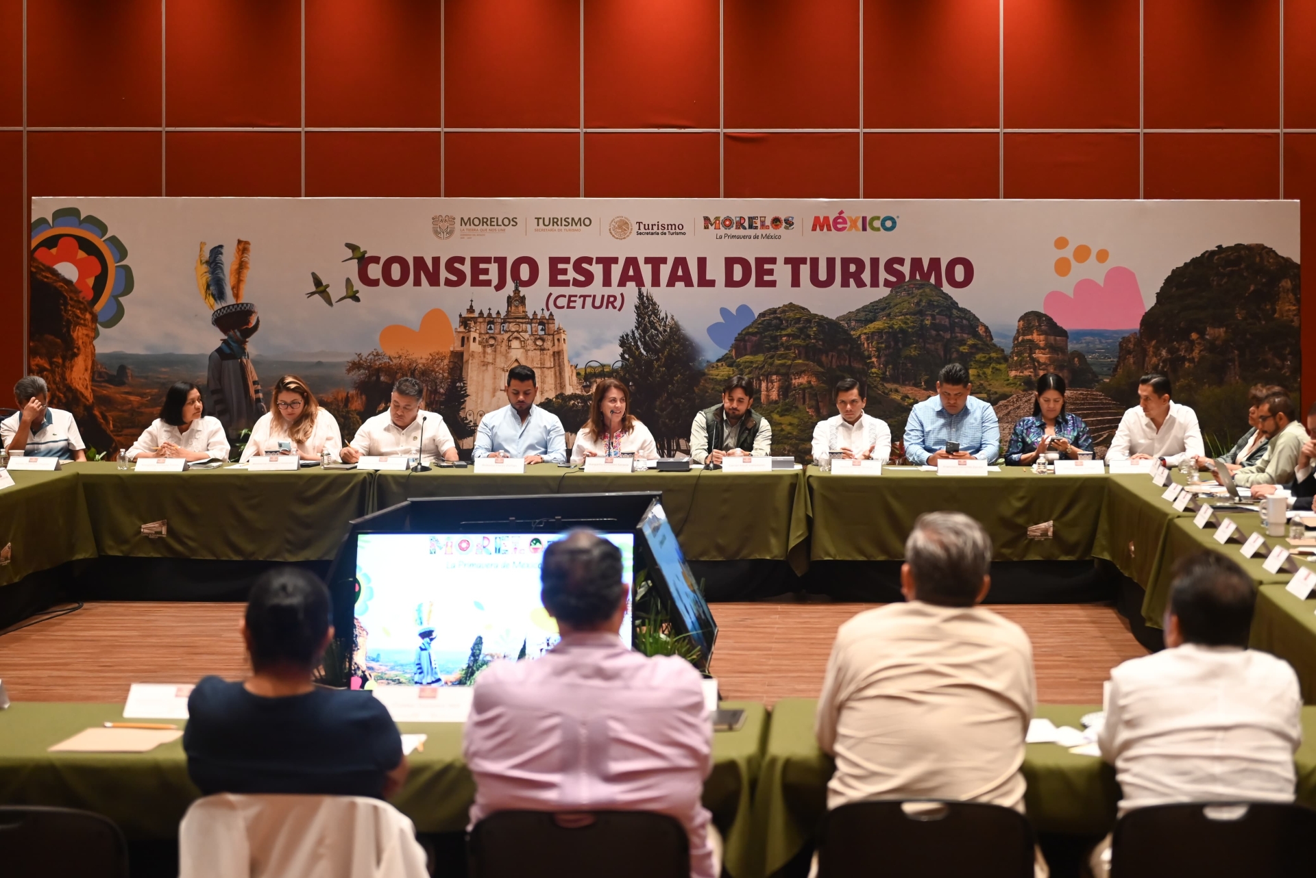 Impulsa gobierno colaboración con sectores social y privado para reposicionar a Morelos como destino turístico competitivo