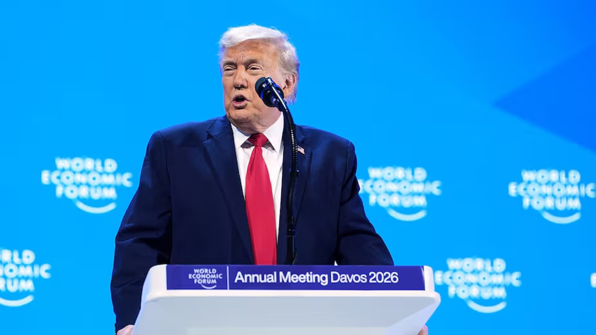 Trump anuncia negociaciones con la OTAN por Groenlandia y frena aranceles