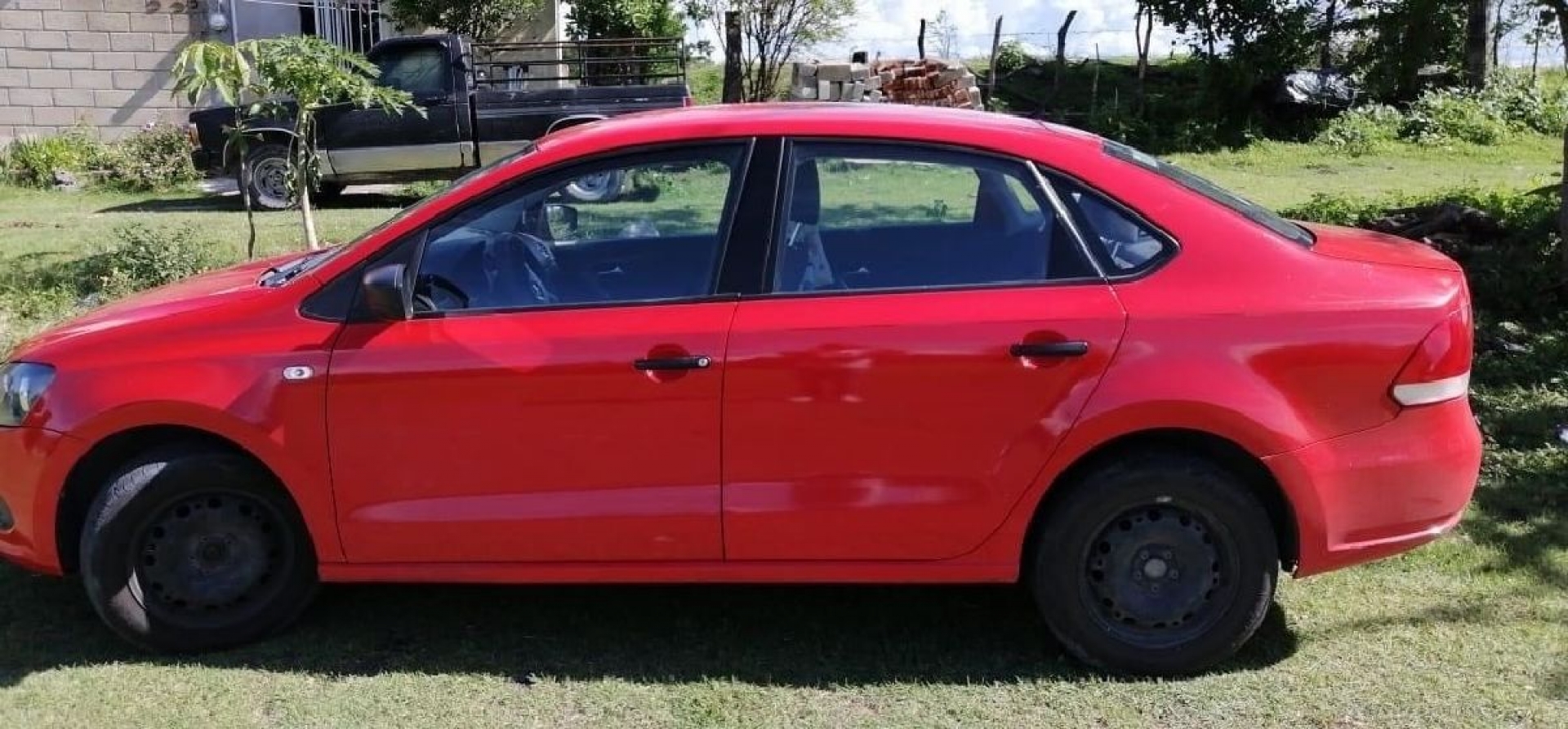 Dos individuos lo despojaron de su auto