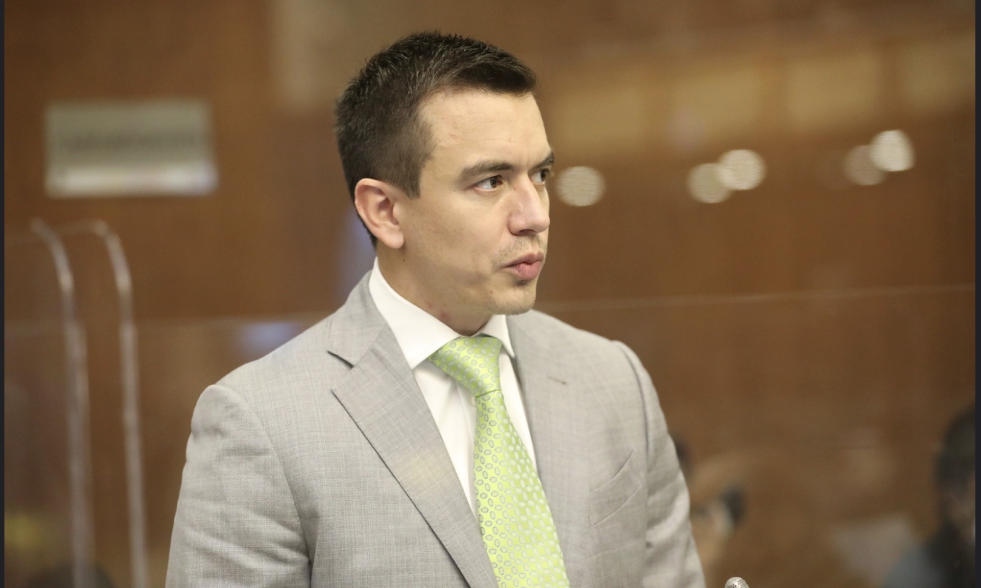 Ecuador necesita apoyo de personal militar extranjero, admite Daniel Noboa