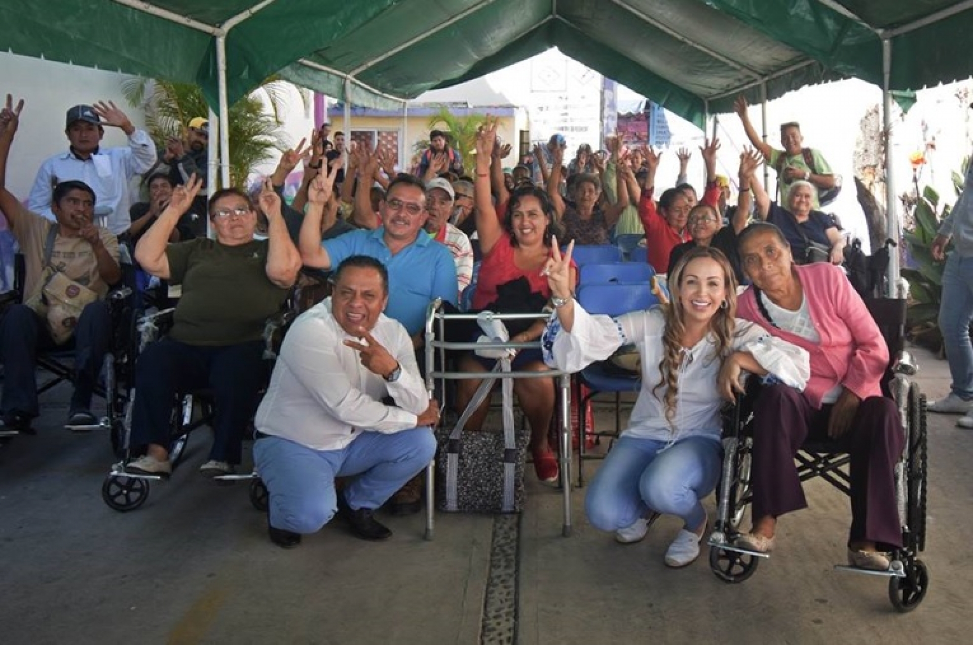 Entrega DIF de Yautepec aparatos funcionales