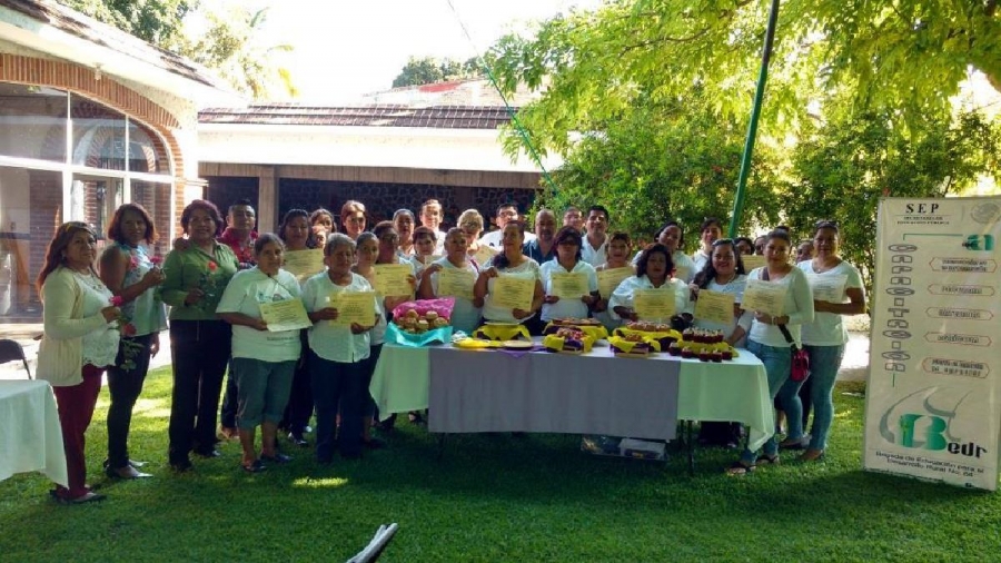 Celebran clausura de curso impartido a "San Juan" mujeres en autoempleo