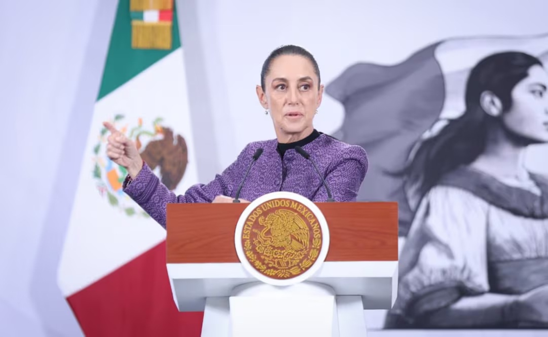 ‘Pueden cargar magna’: Sheinbaum ante incremento en precio de gasolina premium