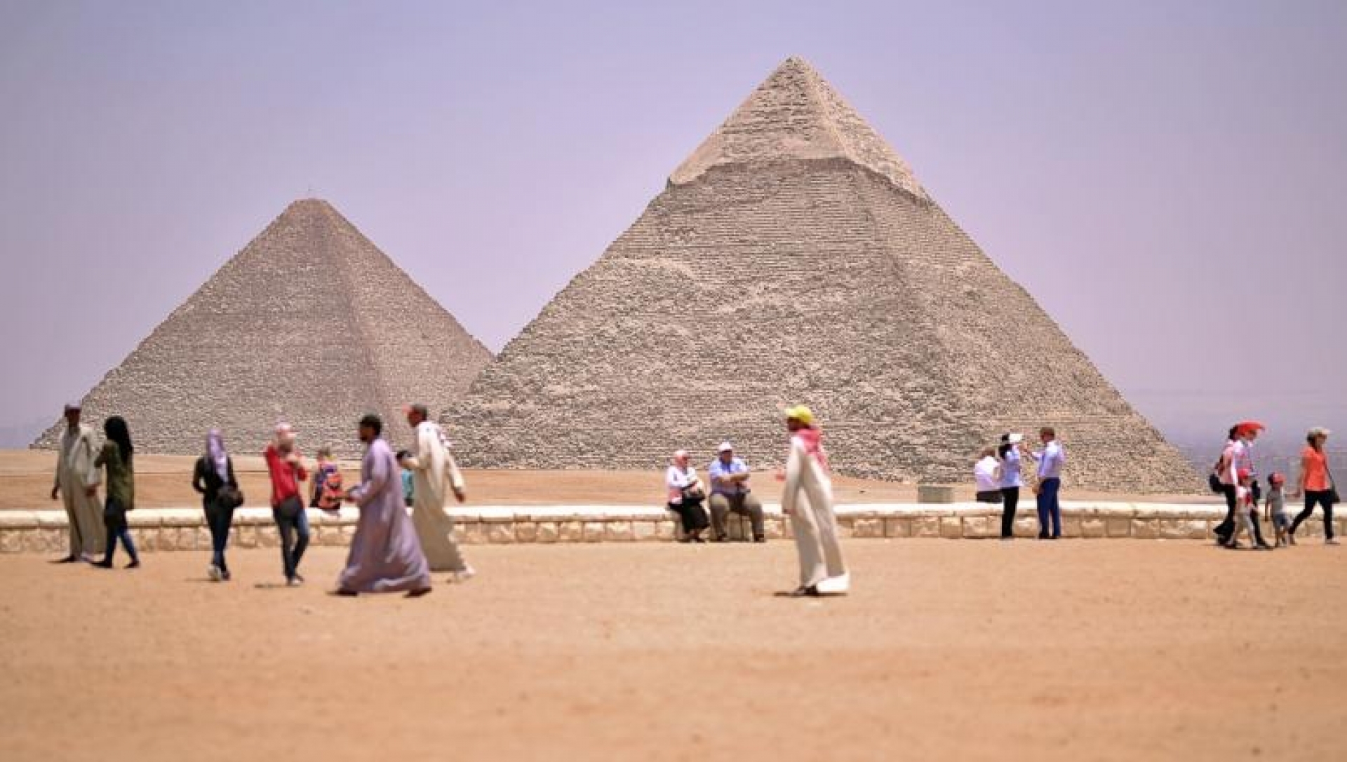 Mexicanos varados en Egipto piden ayuda para volver a México