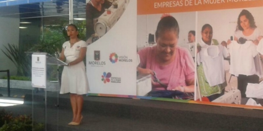 Entregan certificados de Empresas de la Mujer Morelense