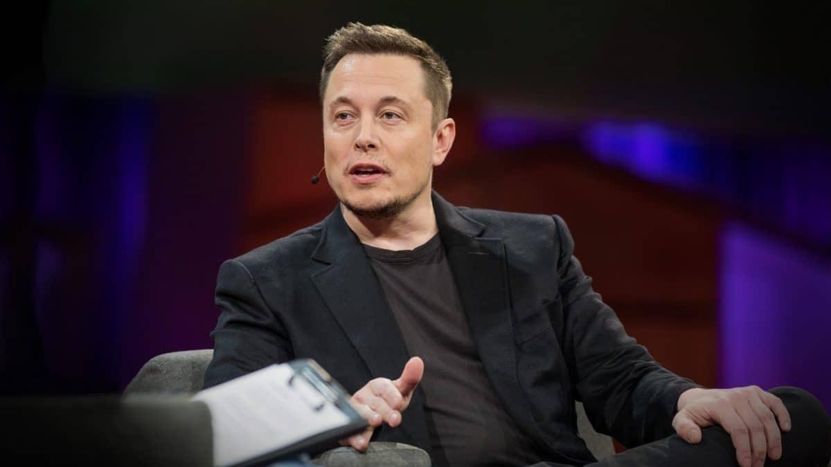 "Si las personas no tienen más hijos, la civilización colapsará": Elon Musk