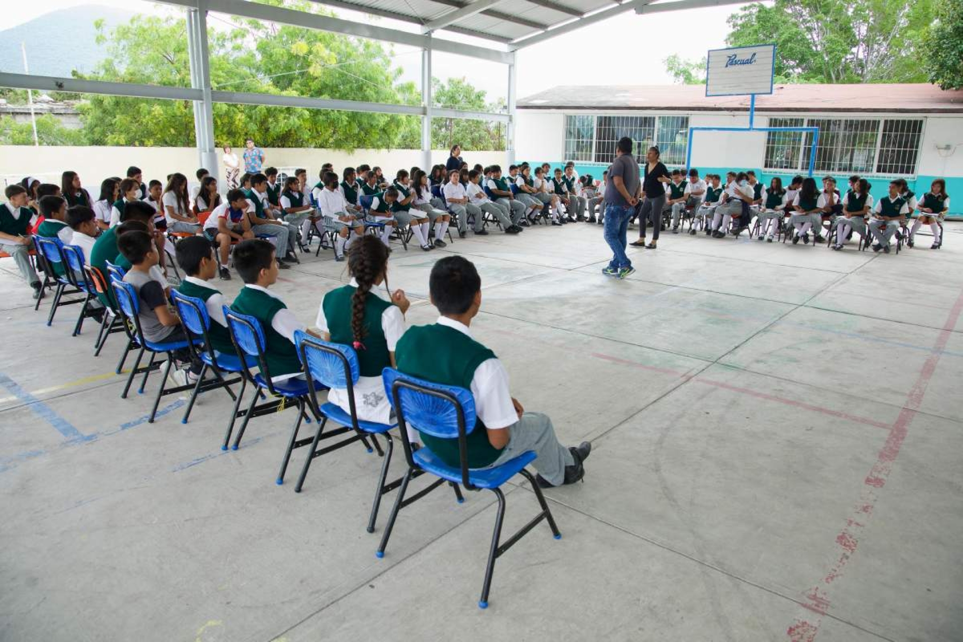 Imparte la CDHEM talleres en escuelas de Tlaquiltenango