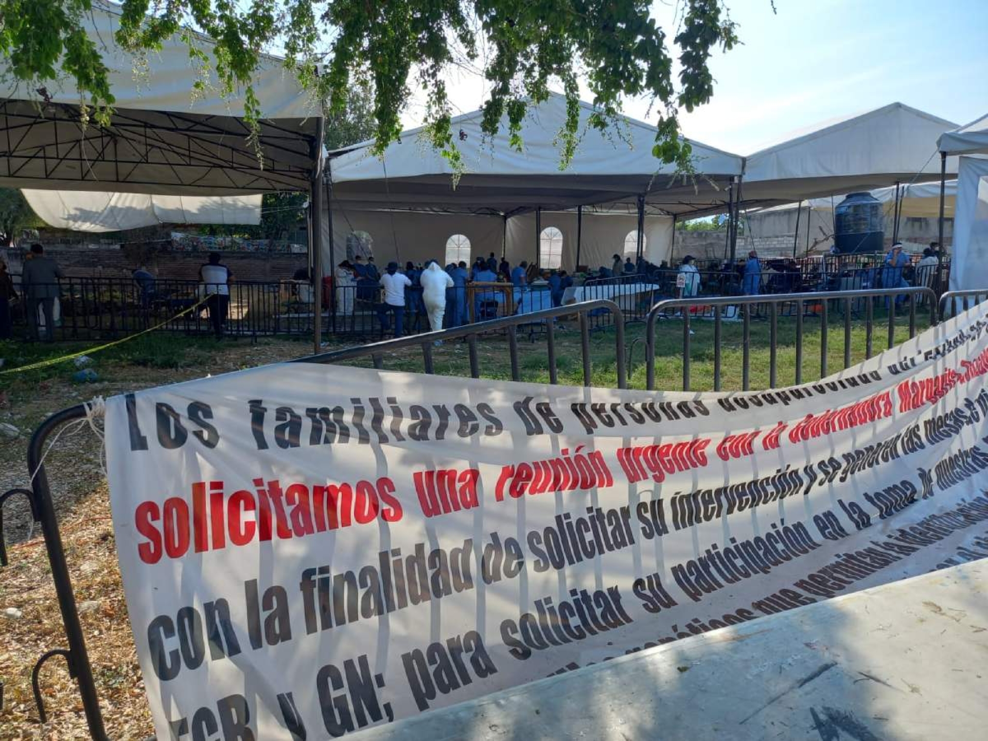 Hallan primer cuerpo completo en fosas de Jojutla