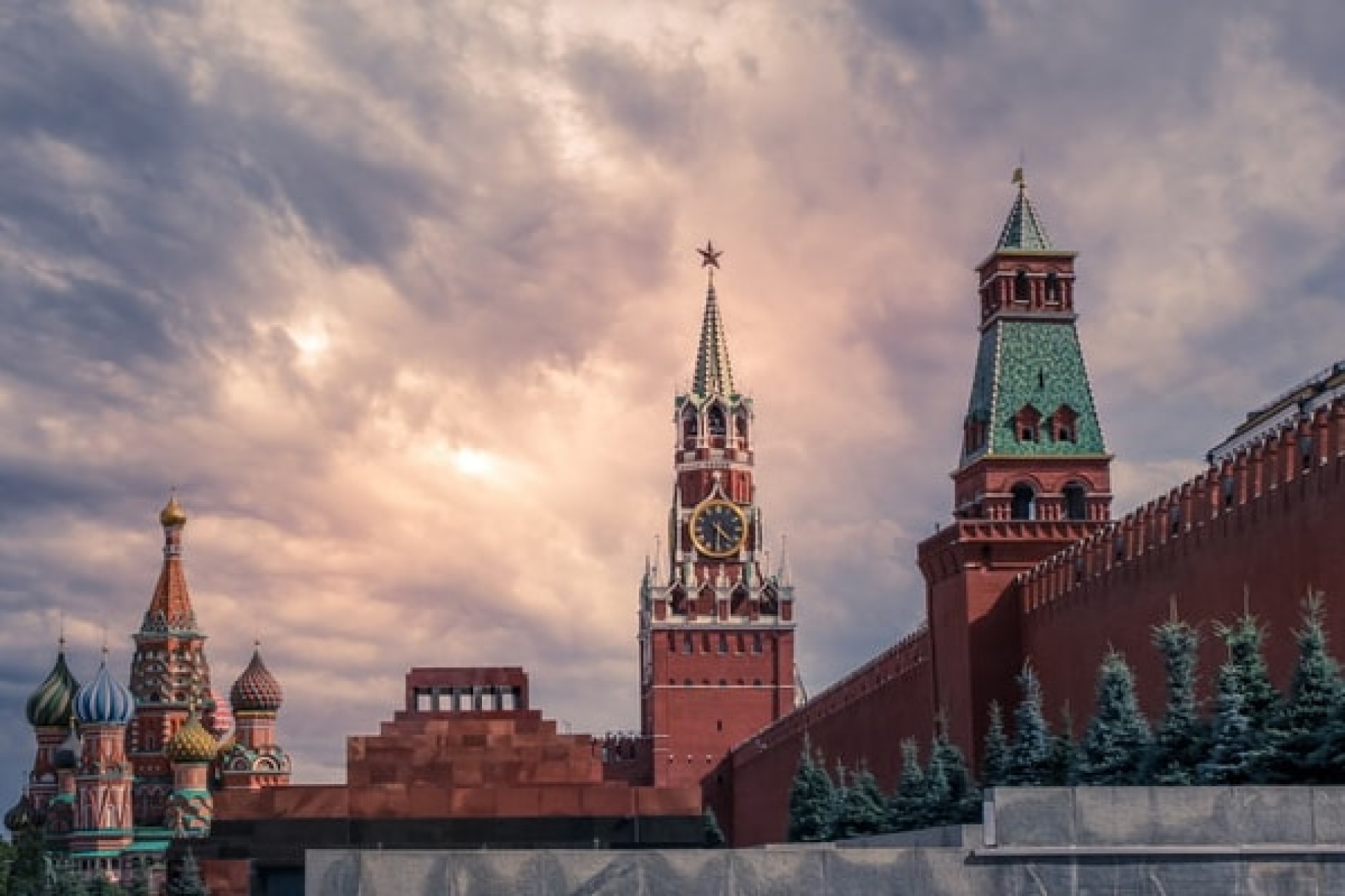 Rusia reprueba ataques a presuntas ‘narcolanchas’ de EU sin evidencia